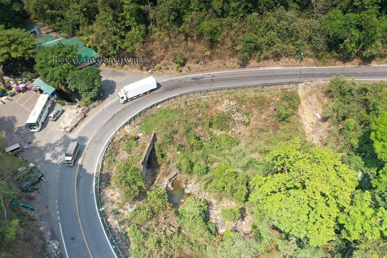 Đề nghị ứng kinh phí để sớm khắc phục ''điểm đen'' tai nạn giao thông trên đèo Bảo Lộc