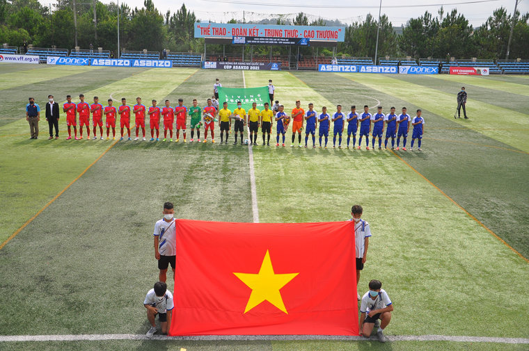 Lễ khai mạc giải bóng đá Hạng nhì Quốc gia - Cúp Asazo 2021 trên sân Đà Lạt