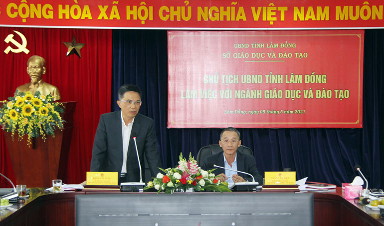 Phó Chủ tịch UBND tỉnh Lâm Đồng Đặng Trí Dũng phát biểu  