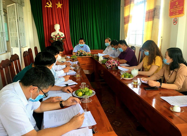Kiểm tra công tác bầu cử tại Lâm Hà
