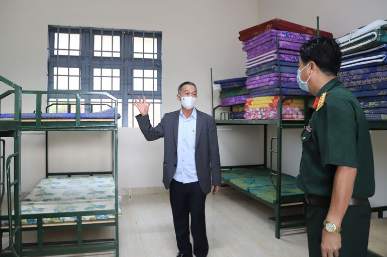 Chủ tịch UBND tỉnh Lâm Đồng kiểm tra tại khu cách ly y tế tập trung Tổ dân phố 22 (Lộc Thắng, Bảo Lâm)
