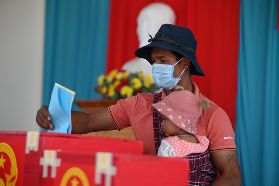 Bầu cử ở thôn Đa Nung B (xã Đạ Đờn, Lâm Hà)