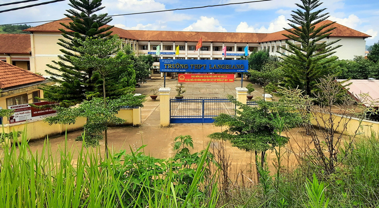 Trường THPT Lang Biang là điểm thi duy nhất cho thí sinh 4 đơn vị đăng ký dự thi trên địa bàn huyện Lạc Dương tham gia thi tốt nghiệp THPT 