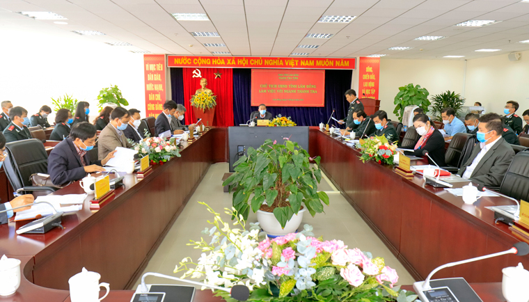 Chủ tịch UBND tỉnh Trần Văn Hiệp làm việc với Thanh tra tỉnh
