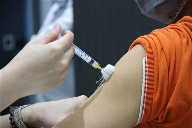 Tiêm vaccine ngừa COVID-19 tại Thành phố Hồ Chí Minh. 