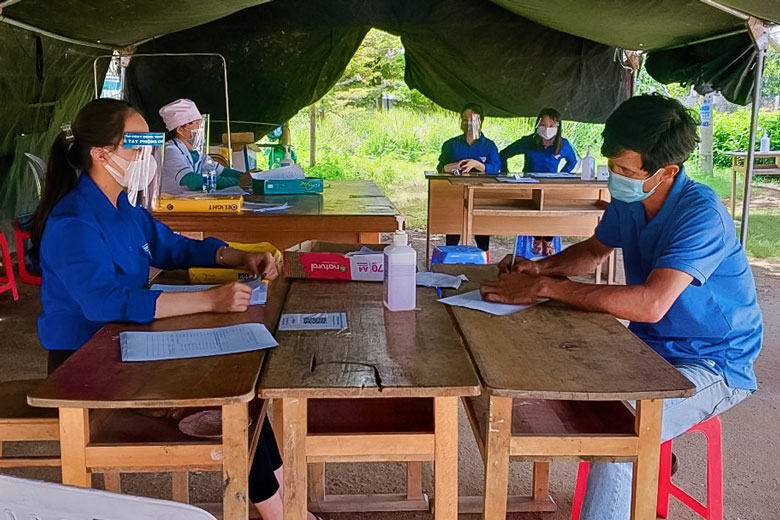 Đơn Dương: Tăng cường các đội hình thanh niên tình nguyện phòng chống dịch Covid-19