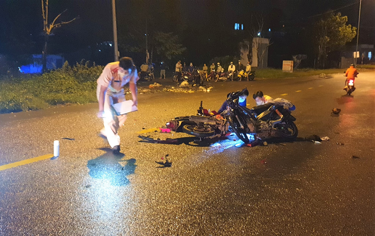 Bảo Lộc: Tai nạn xe máy, 3 người bị thương nặng