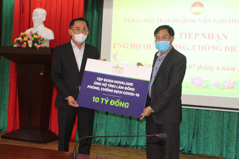 Ủy ban MTTQ Việt Nam tỉnh tiếp tục nhận được sự ủng hộ đóng góp của các tập thể, cá nhân cho Quỹ phòng chống dịch Covid-19 tỉnh Lâm Đồng