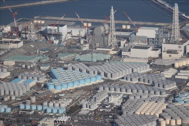 Bể chứa nước thải đã qua xử lý tại nhà máy điện hạt nhân Fukushima Daiichi, Nhật Bản