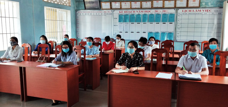 Các thầy, cô ngành giáo dục huyện Đơn Dương tập huấn, chuẩn bị công tác khai giảng năm học mới