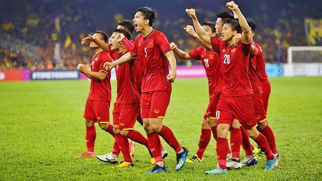 Đội tuyển Việt Nam hướng tới mục tiêu bảo vệ ngôi vô địch tại AFF Suzuki Cup 2020, diễn ra tại Singapore từ 5/12/2021 đến 1/1/2022
