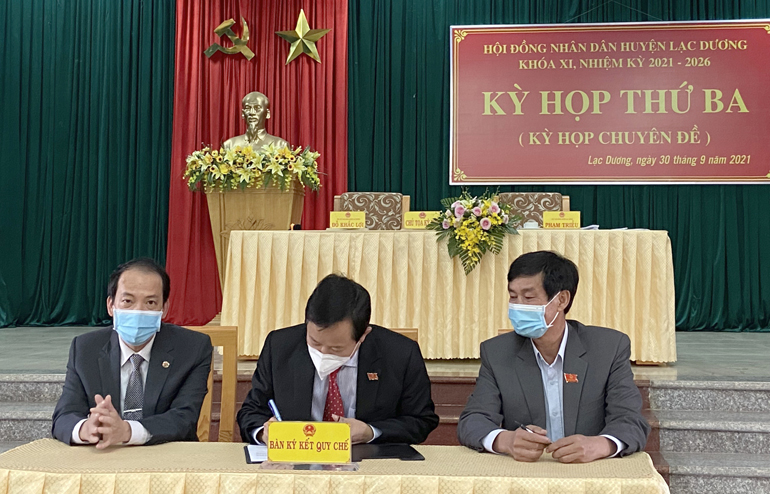 Ký kết Quy chế phối hợp giữa HĐND, UBND, Ủy ban MTTQ Việt Nam huyện nhiệm kỳ 2021-2026