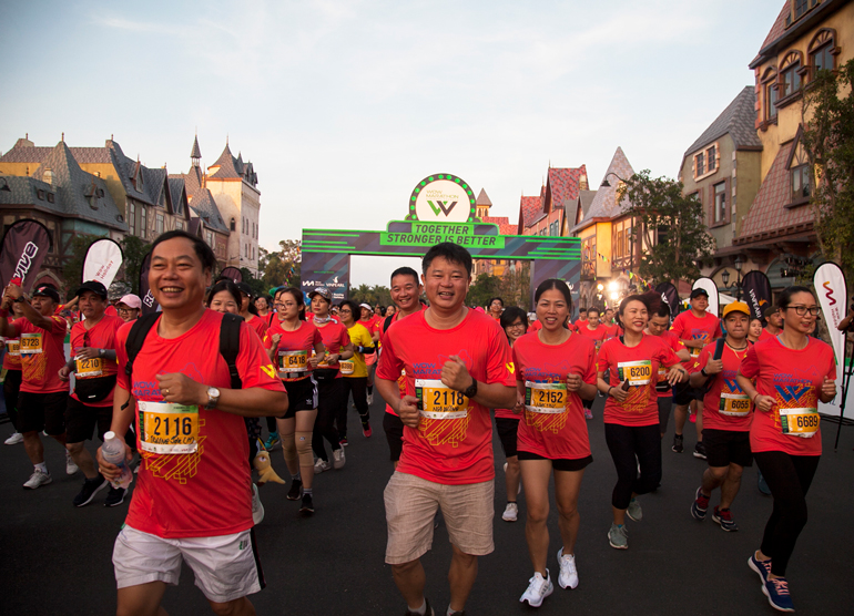 Du khách tham gia tranh tài tại Giải Wow Marathon - Vinpearl Phú Quốc năm 2020