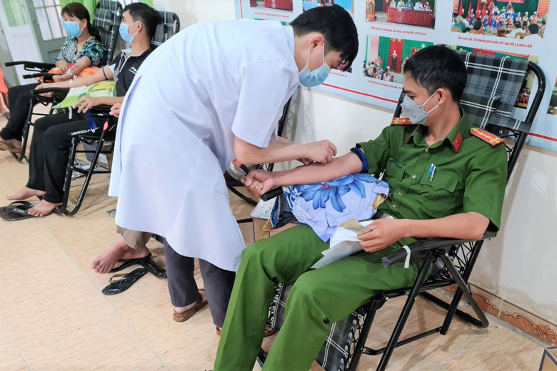 Đạ Huoai: Huy động 194 đơn vị máu cho Bệnh viện II Lâm Đồng