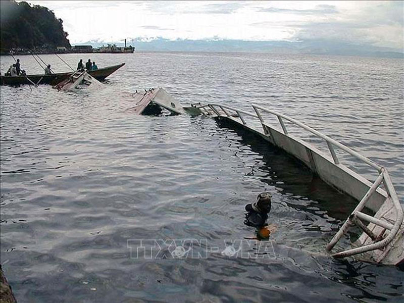 Hiện trường một vụ chìm tàu trên hồ ở thị trấn Goma, CHDC Congo