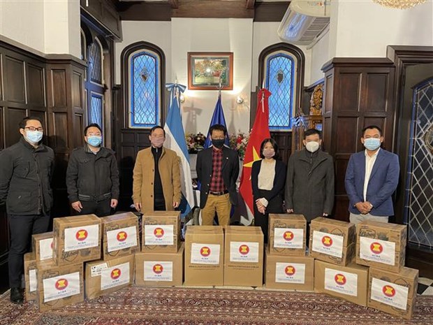 Đại sứ quán Việt Nam tham gia tích cực vào hoạt động thiện nguyện của ASEAN hỗ trợ người nghèo tại Argentina