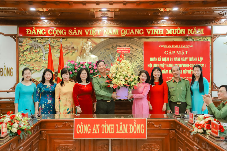 Công an tỉnh Lâm Đồng găp mặt kỷ niệm ngày Phụ nữ Việt Nam