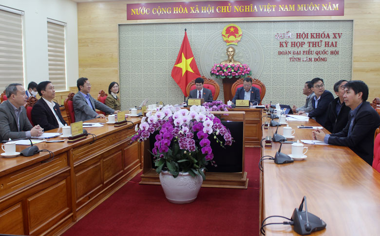 ĐBQH Lâm Đồng đề nghị quan tâm bao phủ bảo hiểm y tế cho đối tượng vùng đồng bào dân tộc thiểu số