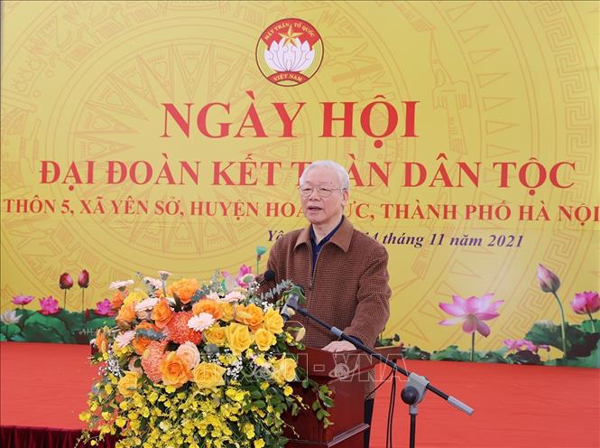 Tổng Bí thư Nguyễn Phú Trọng phát biểu tại Ngày hội Đại đoàn kết toàn dân tộc ở thôn 5, xã Yên Sở, huyện Hoài Đức.