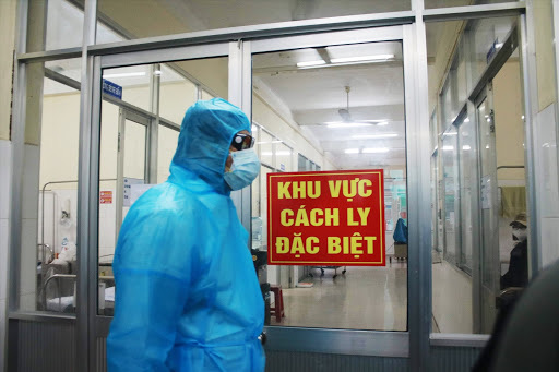 Đến nay Việt Nam đã điều trị khỏi 870.997 bệnh nhân COVID-19, trong số các F0 đang điều trị có gần 500 ca nặng phải thở máy, can thiệp ECMO
