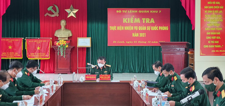 Bộ Tư lệnh Quân khu 7 kiểm tra việc thực hiện nhiệm vụ quân sự quốc phòng tại huyện Di Linh