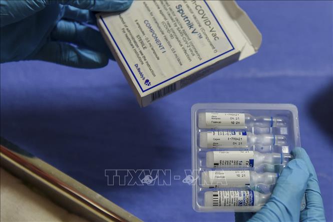 Vaccine ngừa COVID-19 Sputnik V của Nga