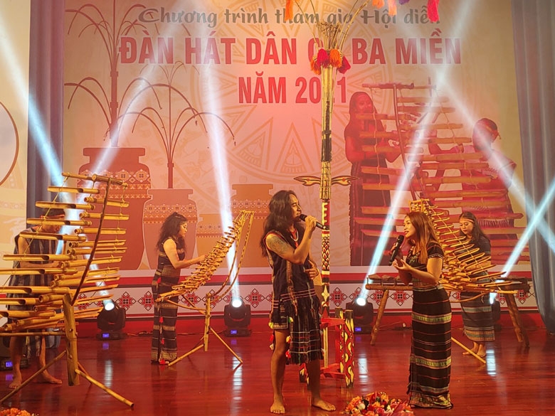 Lâm Đồng tham dự Hội diễn Đàn hát dân ca ba miền toàn quốc