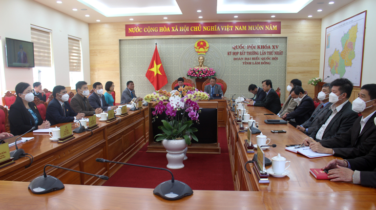 Toàn cảnh kỳ họp bất thường tại Đà Lạt của Đoàn ĐBQH tỉnh Lâm Đồng