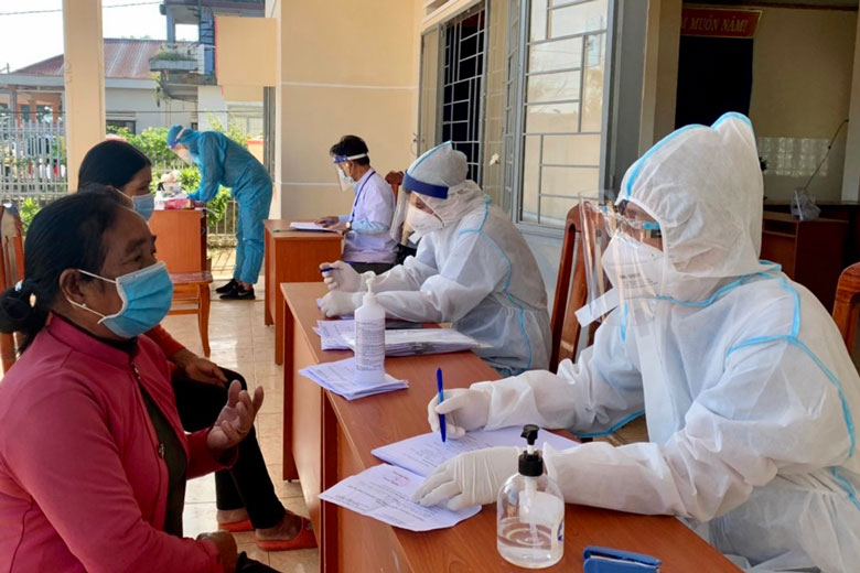 Trung tâm Kiểm soát bệnh tật Lâm Đồng tổ chức khám, phát hiện bệnh lao mới tại cộng đồng