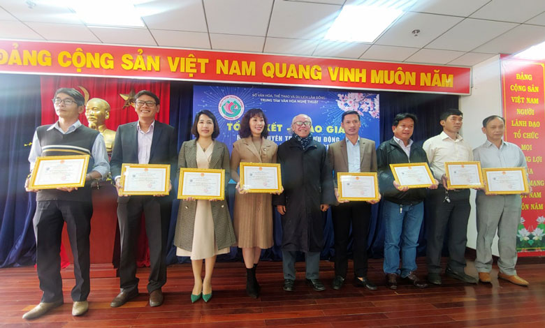 Trao giải Hội thi Tuyên truyền lưu động tỉnh Lâm Đồng năm 2021
