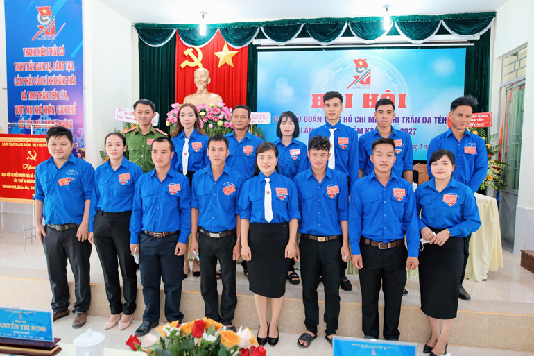 Ban Chấp hành Đoàn TNCS thị trấn Đạ Tẻh khóa XI, nhiệm kỳ 2022 - 2027 ra mắt tại Đại hội