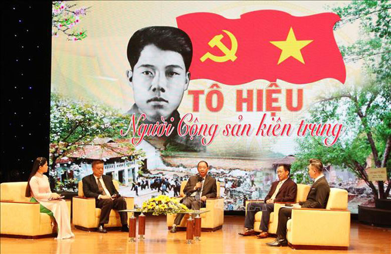 Quang cảnh buổi Tọa đàm "Tô Hiệu - Người cộng sản kiên trung".  Ảnh: Internet