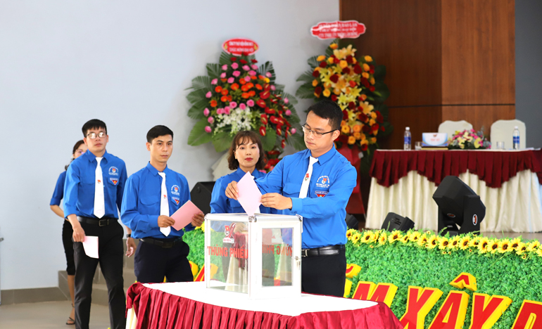Đại hội bỏ phiếu bầu Ban Chấp hành Đoàn TNCS Hồ Chí Minh Công ty Nhôm Lâm Đồng lần thứ III, nhiệm kỳ 2022 – 2027