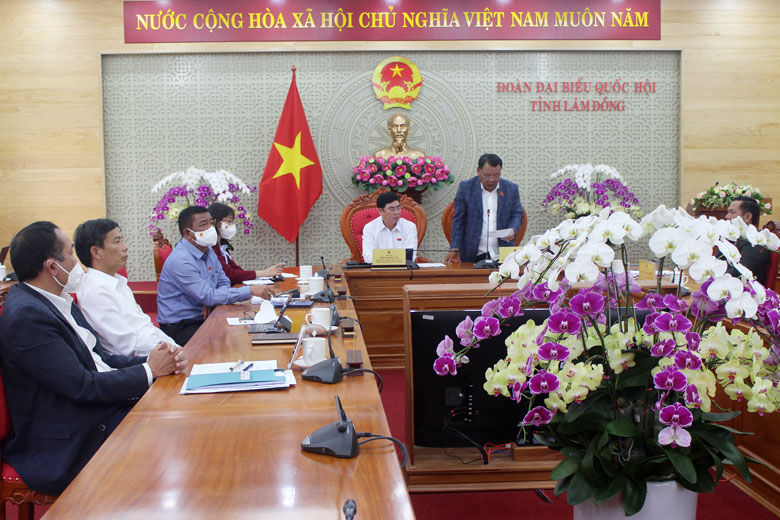 Đoàn ĐBQH Lâm Đồng tham dự phiên chất vấn của Ủy ban Thường vụ Quốc hội tại điểm cầu trực tuyến Lâm Đồng.