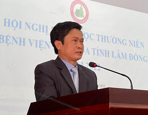 Giám đốc Sở Y tế Lâm Đồng Nguyễn Đức Thuận phát biểu chào mừng Hội nghị Khoa học thường niên tại Bệnh viện Đa khoa Lâm Đồng năm 2022.