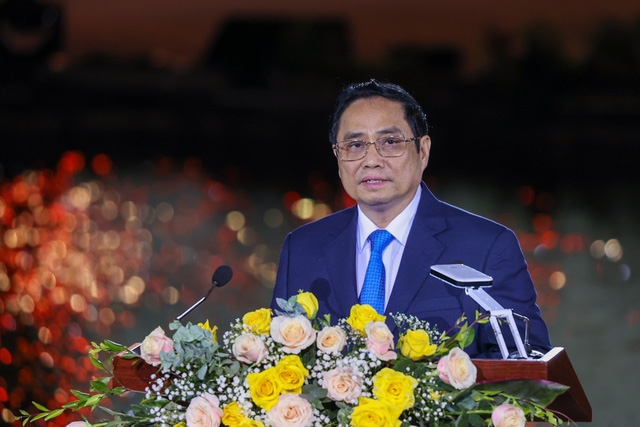Thủ tướng Phạm Minh Chính chỉ rõ những "từ khóa" chủ đạo của du lịch Việt Nam trong năm 2022 và giai đoạn sắp tới sẽ là: Hòa bình, hợp tác, phát triển, xanh hóa, an toàn, thân thiện, số hóa, kết nối