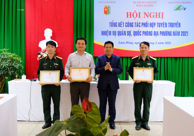 Các tập thể được nhận khen thưởng của Đài PT-TH tỉnh Lâm Đồng