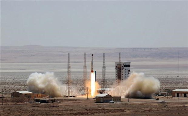 Tên lửa mang theo vệ tinh Simorgh được phóng thành công tại một địa điểm bí mật của Iran. (Ảnh tư liệu
