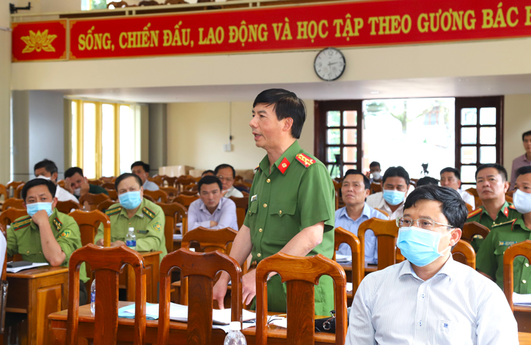 Đại tá Đinh Xuân Huy – Phó Giám đốc Công an tỉnh Lâm Đồng phát biểu tại buổi làm việc