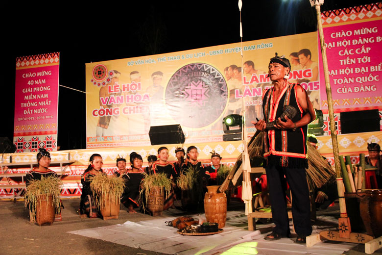 Đăng cai tổ chức các lễ hội cũng là một trong những giải pháp nhằm bảo tồn văn hoá các DTTS của Đam Rông