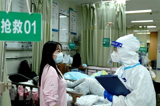 Bệnh nhân nhiễm COVID-19 điều trị tại bệnh viện ở Thượng Hải, Trung Quốc. 