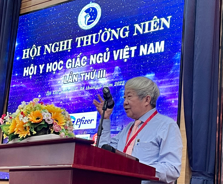 GSTS Lê Gia Vinh - Tổng hội Y học Việt Nam, phát biểu chúc mừng hội nghị