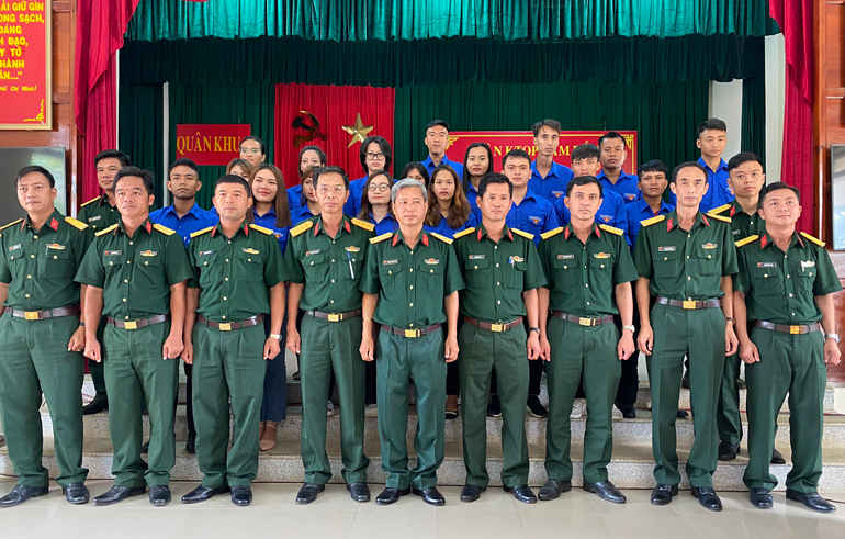 Tiếp nhận 20 tri thức trẻ tình nguyện về công tác tại Đoàn Kinh tế Quốc phòng Lâm Đồng