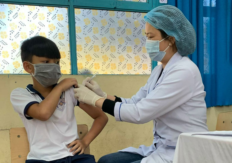Tăng cường tiêm vắc xin phòng Covid-19 và phòng chống bệnh đậu mùa khỉ