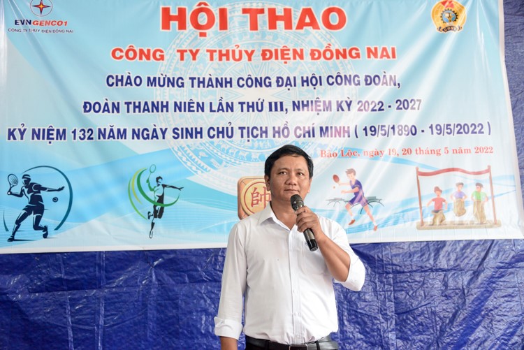 Ông Nguyễn Quang Vĩnh - Phó Giám đốc Công ty, Chủ tịch Công đoàn nhiệm kỳ 2022 – 2027 phát biểu khai mạc Hội thao