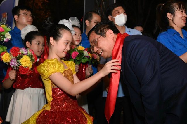 Thủ tướng Phạm Minh Chính: Hãy lắng nghe trẻ em bằng trái tim, hãy bảo vệ trẻ em bằng hành động