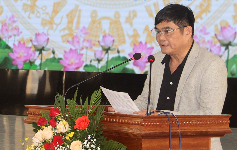 Phó Bí thư Thường trực Huyện ủy Lâm Hà đồng chí Hà Văn Thuận phát biểu tại Hội nghị