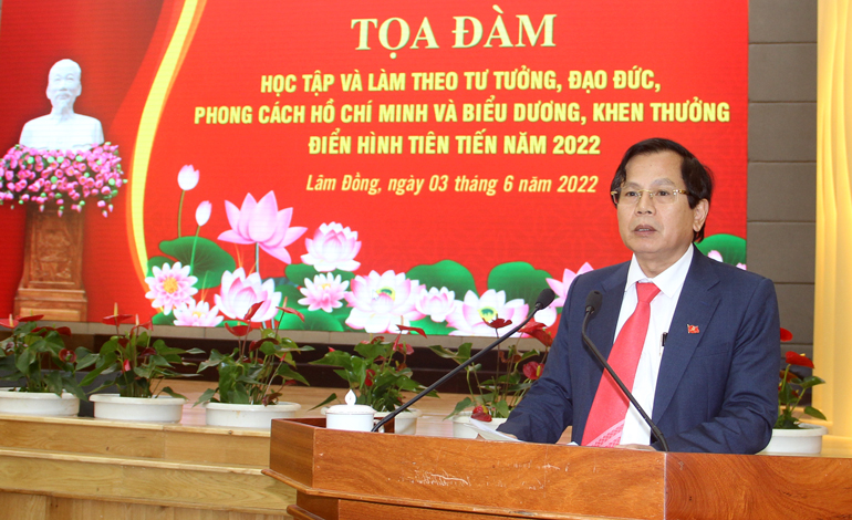 Đồng chí Phạm Thanh Quan - Bí thư Đảng ủy Khối Các cơ quan tỉnh phát biểu