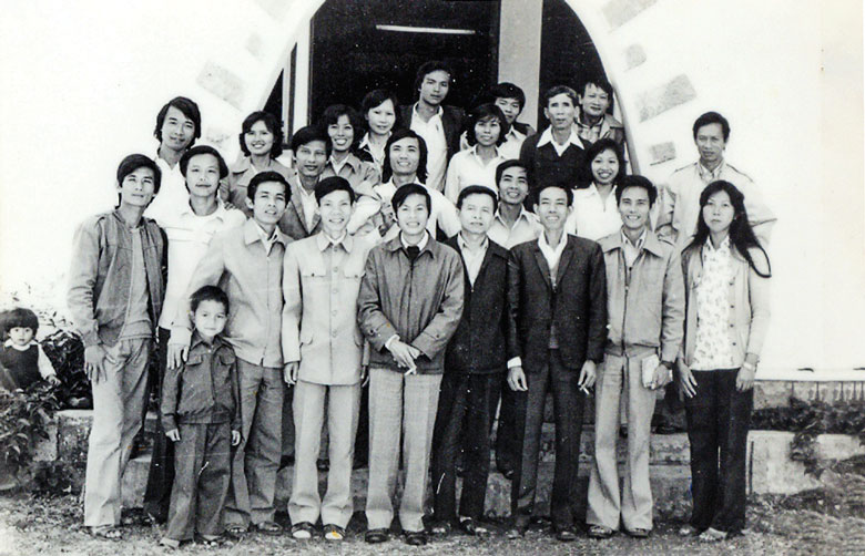 Các đại biểu về dự Đại hội Chi hội Nhà báo Báo Lâm Đồng lần thứ I năm 1984, tại Ngôi nhà 22 Hùng Vương, Đà Lạt. Ảnh tư liệu