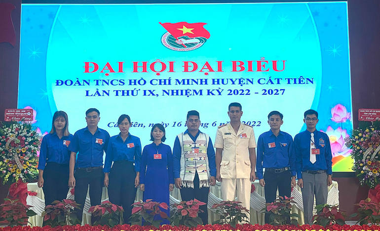 Ra mắt đoàn đại biểu đi dự Đại hội đại biểu Đoàn TNCS Hồ Chí Minh tỉnh Lâm Đồng nhiệm kỳ 2022 – 2027